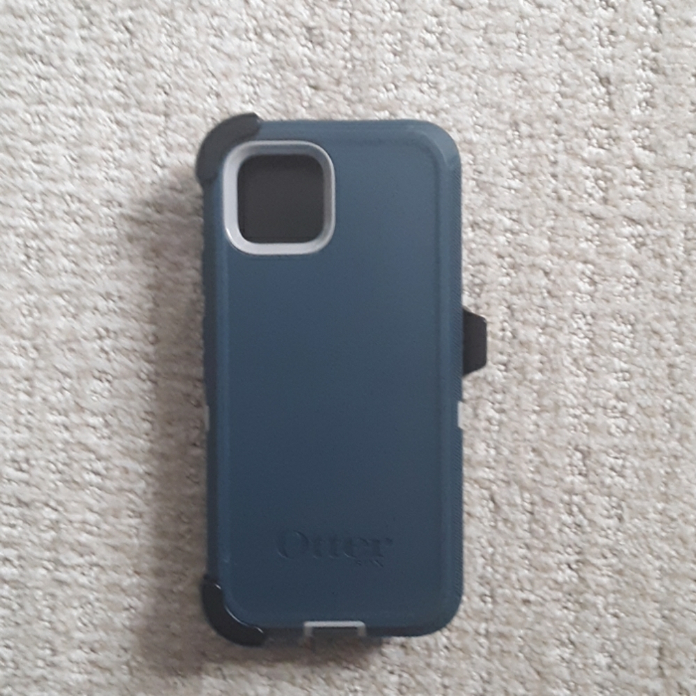 Otterbox Google pixel 4 case and clip